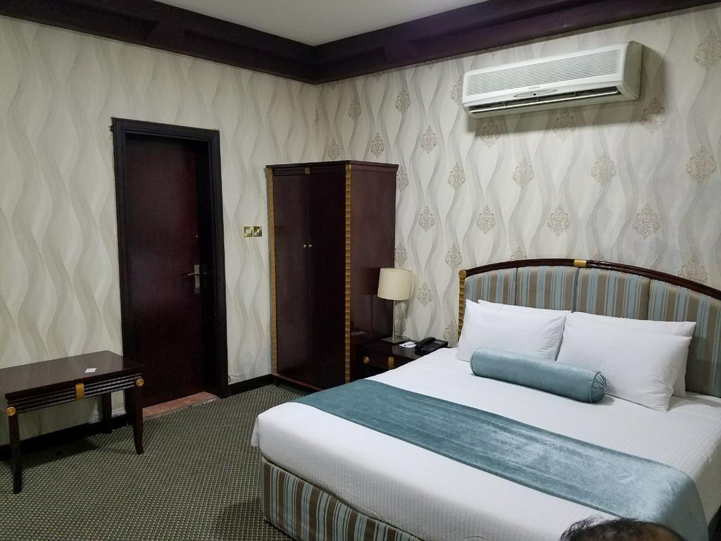 Verona Resorts שארג'ה חדר תמונה